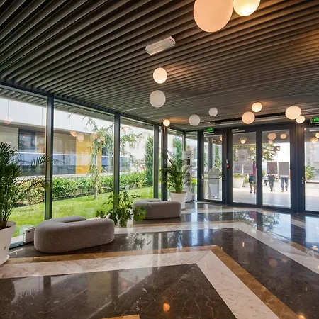 Astria Mediterana - Complex Novum アパート オリンプ